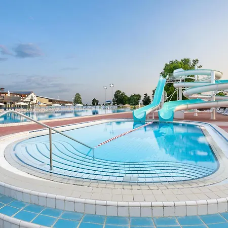 Terme - Mobilne Hiske Med Brajdami Banovci