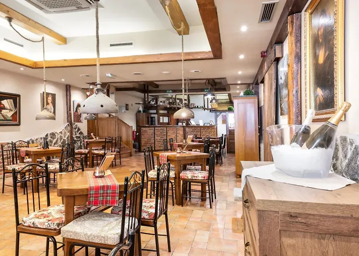 Terme - Mobilne Hiske Med Brajdami Luksuzni šotor *